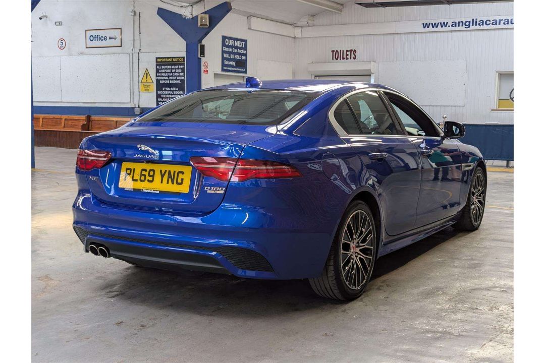 2019 JAGUAR XE R-DYNAMIC S D AUTO - Image 4 of 28