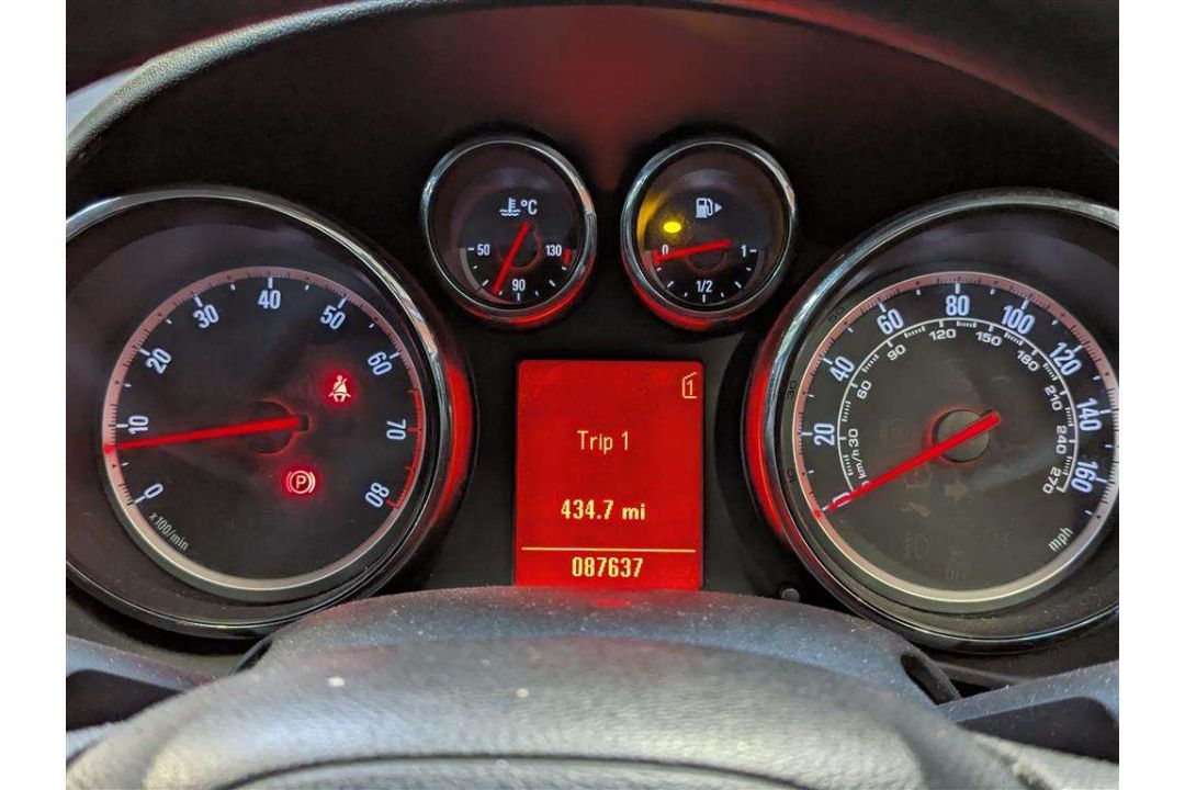 2010 VAUXHALL ASTRA EXCLUSIV 85 - Image 22 of 49