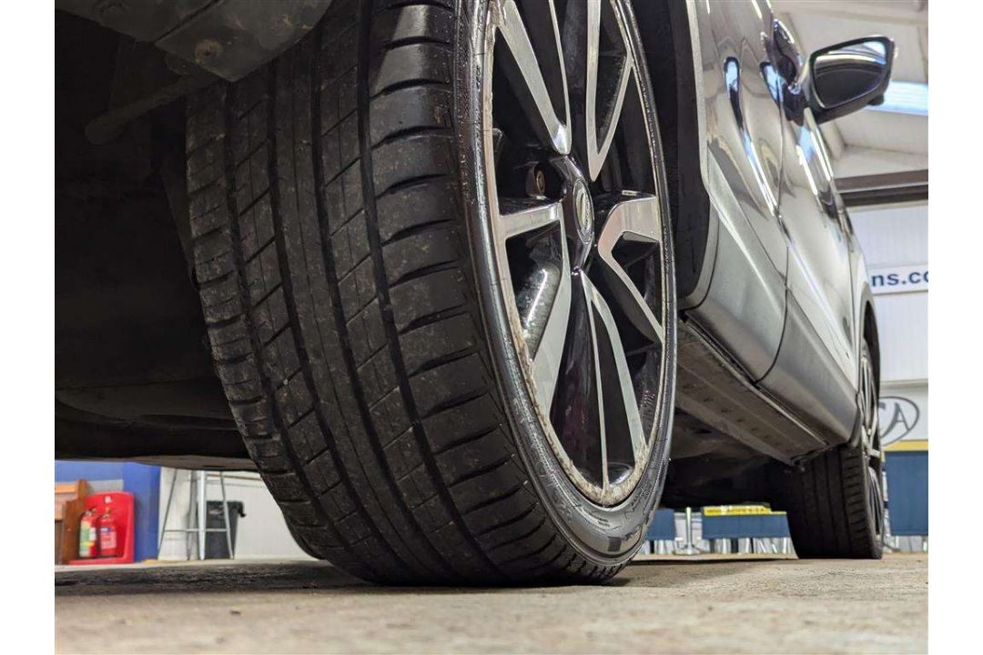 2014 NISSAN QASHQAI TEKNA DCI - Image 13 of 28