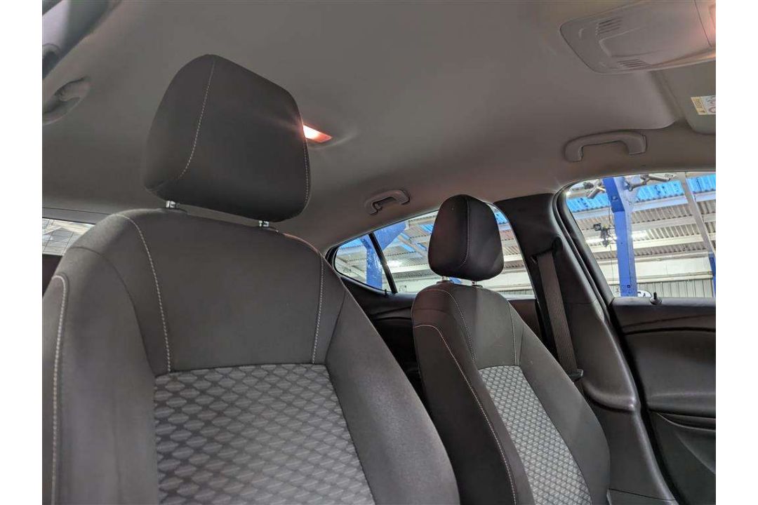 2016 VAUXHALL ASTRA DESIGN - Image 9 of 28