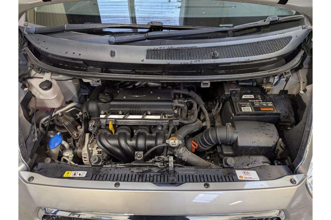 2012 KIA VENGA 3 AUTO - Image 24 of 28
