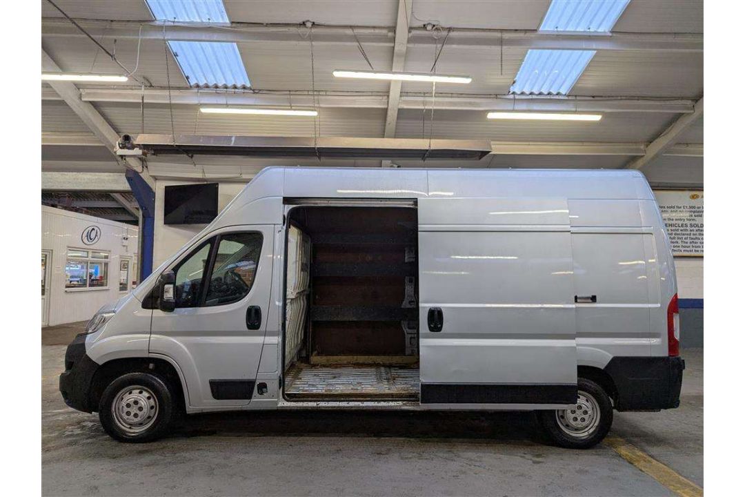 2022 VAUXHALL MOVANO L3H3 F3500 DYN T D - Image 2 of 30