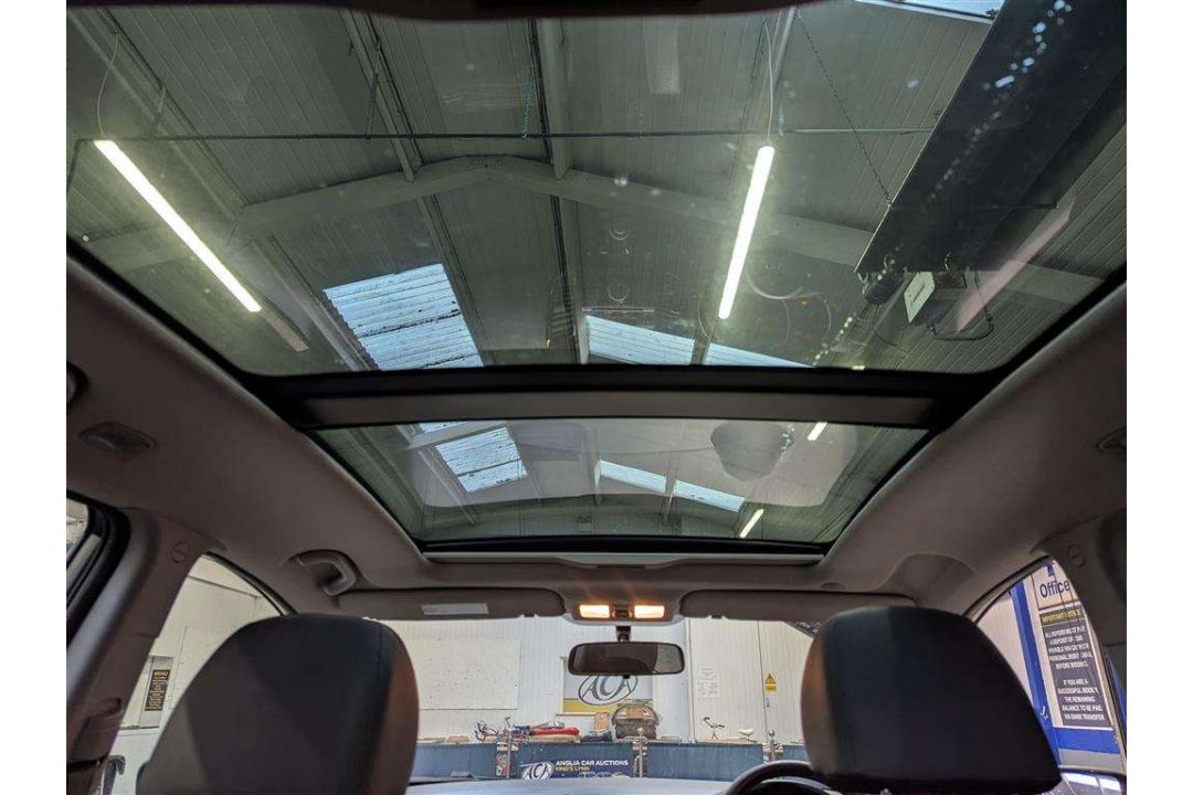 2012 KIA VENGA 3 AUTO - Image 8 of 28