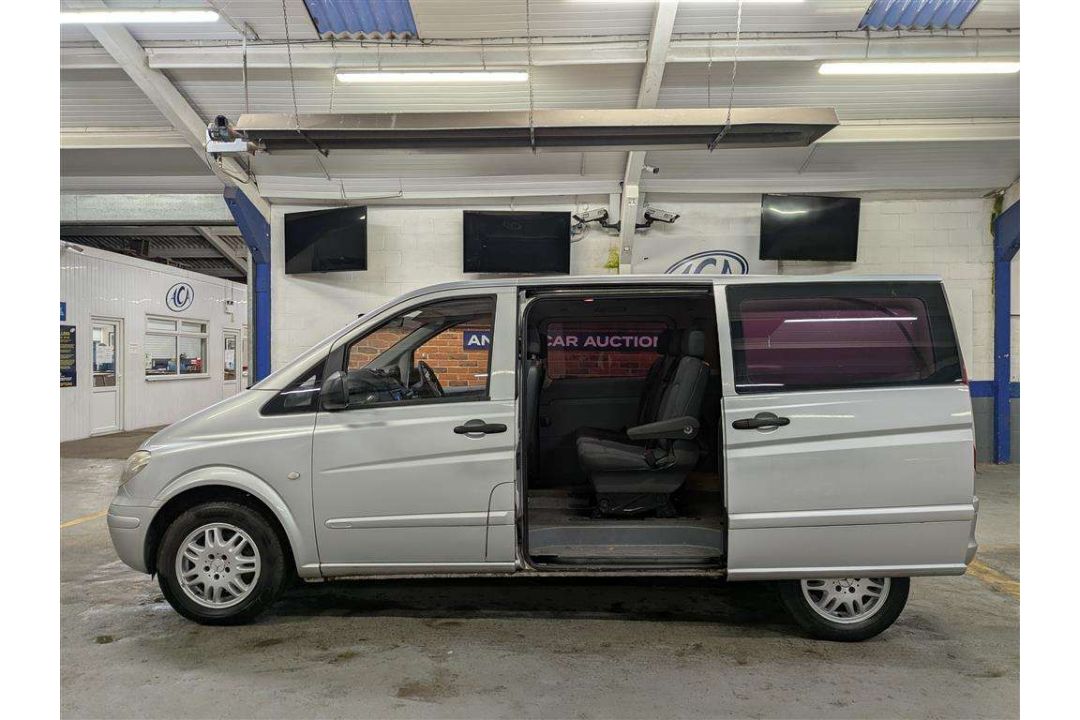 2009 MERCEDES VITO 111 CDI COMPACT - Image 2 of 29
