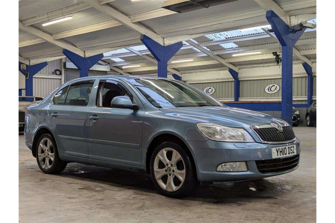 2010 SKODA OCTAVIA ELEGANCE TDI - Image 5 of 30