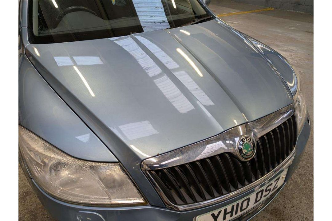 2010 SKODA OCTAVIA ELEGANCE TDI - Image 20 of 30