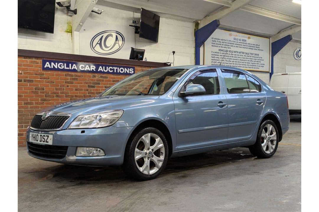 2010 SKODA OCTAVIA ELEGANCE TDI - Image 1 of 30