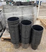 APPROX 1000 PLASTIC FLOWER BUCKETS + VAT