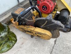 A PARTNER K650 PETROL STONE CUTTER NO VAT