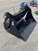 ( 1 ) UNUSED 2025GIYI 4-IN-1 BUCKET ATTACHMENT MODEL GY-XKH39F FOR MINI SKID STEER, APPROX 39in