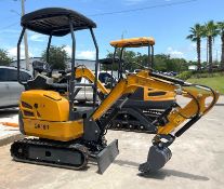 UNUSED 2025 AGT EXCAVATOR MODEL QK18R, GAS POWERED, RUBBER TRACKS, BUCKET WITH TEETH , PUSH BLADE,