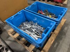 LOT OF VARIOUS HAND TOOLS; BRANDS INCLUDE PROTO, WILLIAMS, TRUECRAFT, AND OTHER BRANDS.