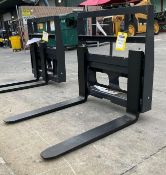 ( 1 ) UNUSED 2024 WOLVERINE MINI PALLET FORK ATTACHMENT MODEL MPF-11-2500G FOR SKID STEER ( PLEAS...