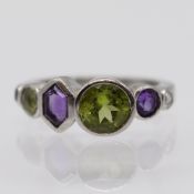 Ring mit 2 Peridote, 3 Amethyste und 1 Diamanten ca. 0,06 ct, Goldschmiedearbeit, 90er Jahre