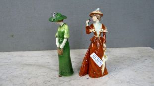 2 Porzellanfiguren, Goebel, Damen,