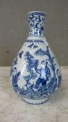 Asiatische Keulenvase spielende Kinder