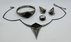 1 Set Schmuck Silber wohl z.T. mit GG 