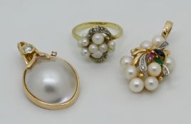 2 Anhängerclips und 1 Damenring je GG 14ct. 