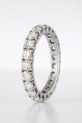 18K White Gold Ring
