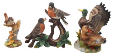 Konvolut drei Vogelskulpturen