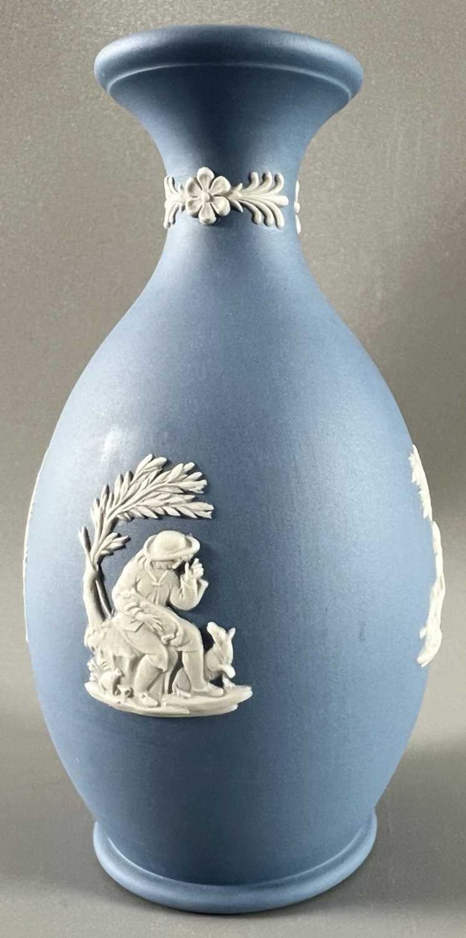 Wedgwood Jasperware kleine Vase 12,5cm hoch