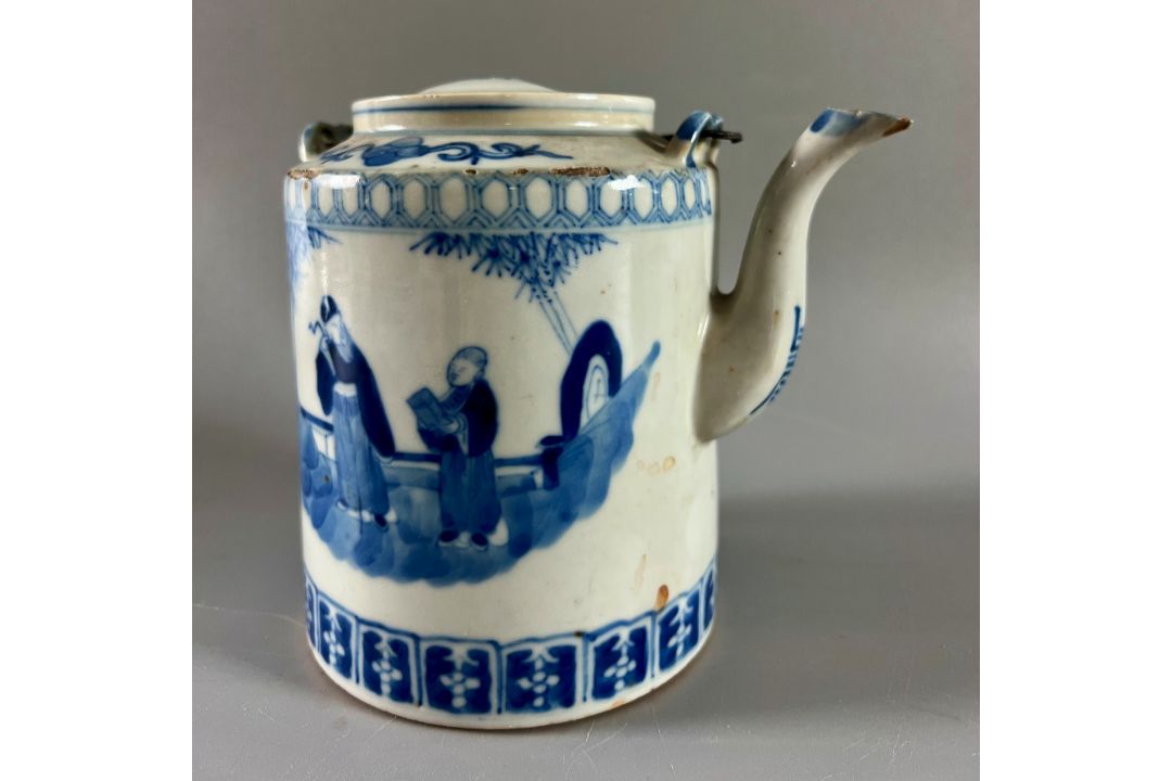 Asiatika China Teekanne wohl Qing Dynastie 18./19. Jahrhundert mit Gelehrten Malerei 茶壶 壽 - Bild 3 aus 6