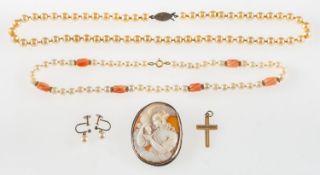 A mixed group of jewellery, to include a