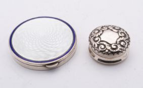 An Art Deco silver and enamel circular compact by S&Co, stamped .
