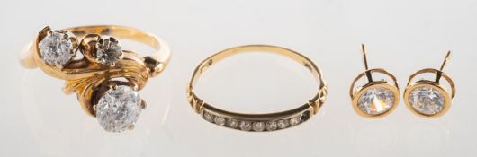 A mixed group of jewellery,