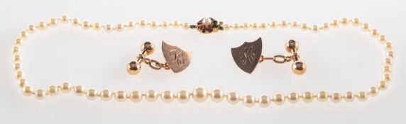 A pair of 9ct gold cufflinks and a cultured pearl necklace,