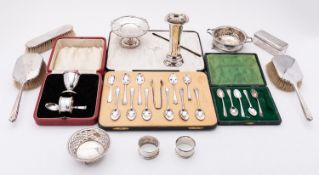 A mixed group of silver including; a small tazza by Goldsmiths & Silversmiths Co Ltd, London 1915,