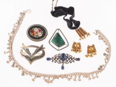 A mixed group of jewellery, including an ornate Indian necklace with suspending drops,