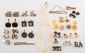A mixed group of costume jewellery,