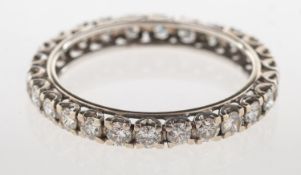 A full diamond eternity ring, claw set with brilliant-cut diamonds, diamonds approx. 0.