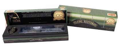 A Hornby Dublo limited edition LNER 4-6-2 'Flying Scotsman' 4472 steam locomotive and tender. No.