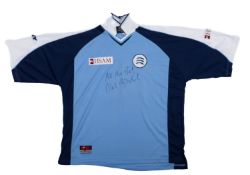 Mark Ramprakash A signed Middlesex cricket shirt.