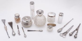 A mixed group of silver and glass includ
