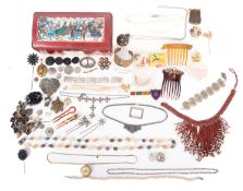 A collection of costume jewellery includ