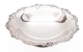 A George VI silver tazza by Mappin & Webb, Birmingham 1937, of shaped circular form,