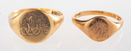 Two signet rings, including a 9ct gold signet ring with engraved monogram, UK hallmark, size U, 3.