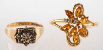 Two 9ct gold rings, including a 9ct gold flowerhead cluster ring,