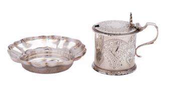 A Victorian silver mustard pot by Edward Charles Brown, London 1870,