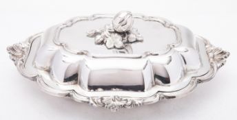 A William IV Sheffield plate entree dish, unmarked, of shaped oval form, detachable pumpkin finial,