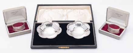 A cased pair of George V silver bon bon dishes by Adie Brothers Ltd, Birmingham 1931,