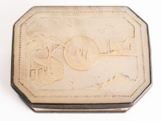 A mother-of-pearl and white metal mounted snuff box,