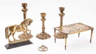 A small quantity of domestic brassware,