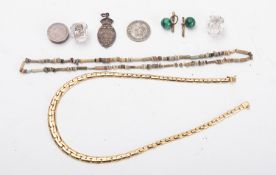 A mixed group of jewellery and items of