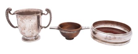 A mixed group of silver including; an El