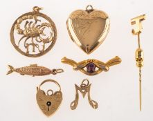 A mixed group of jewellery, including a heart padlock, UK import mark 375 to verso, 1.