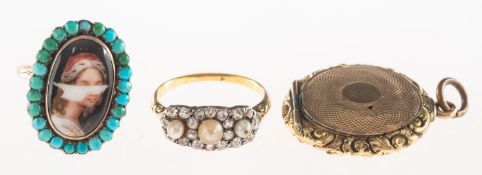A mixed group of antique jewellery,
